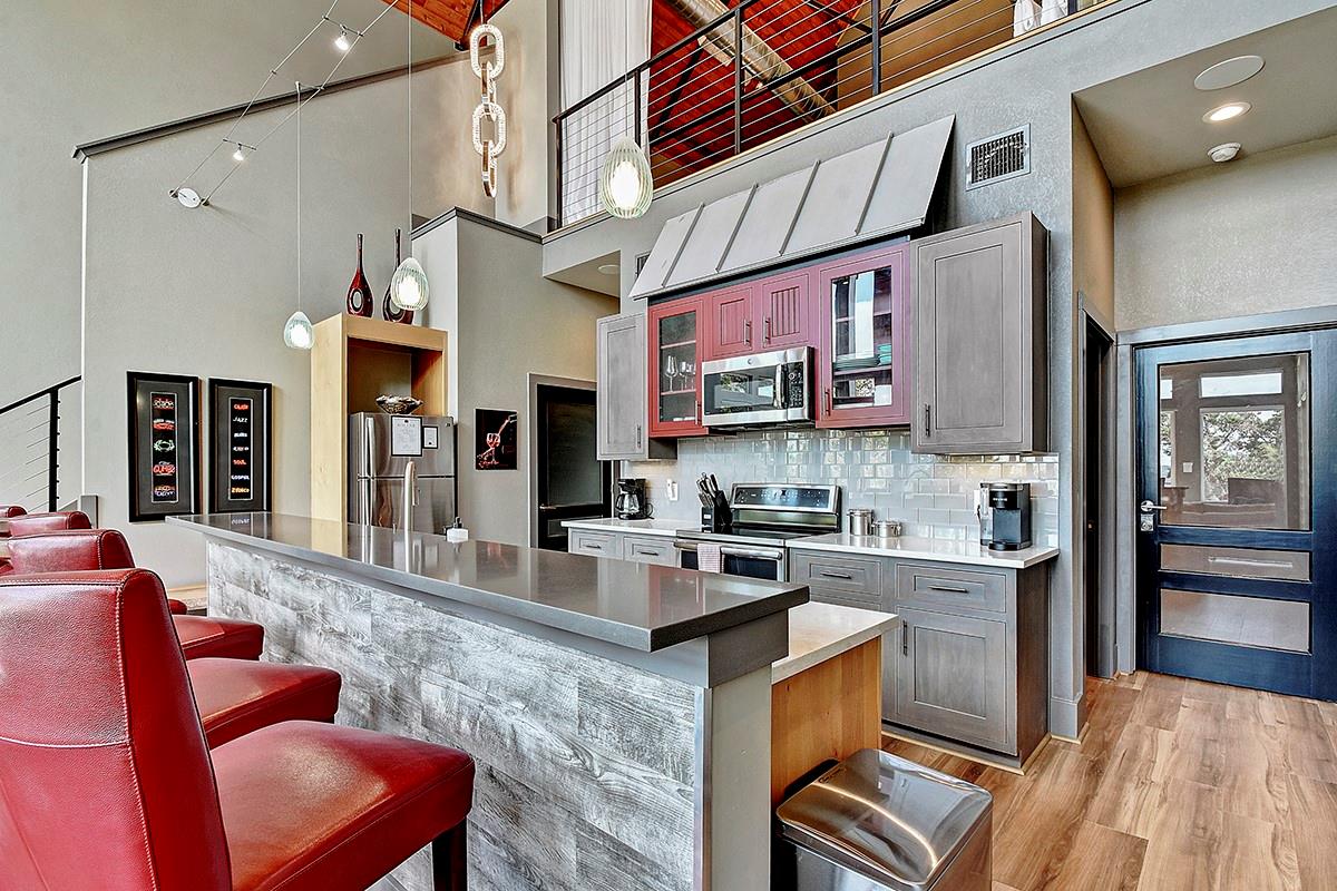 7870 Gage Ln, Wimberley, TX 78676