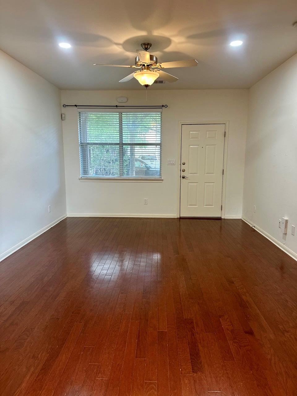 512 Eberhart Ln # 1204, Austin, TX 78745