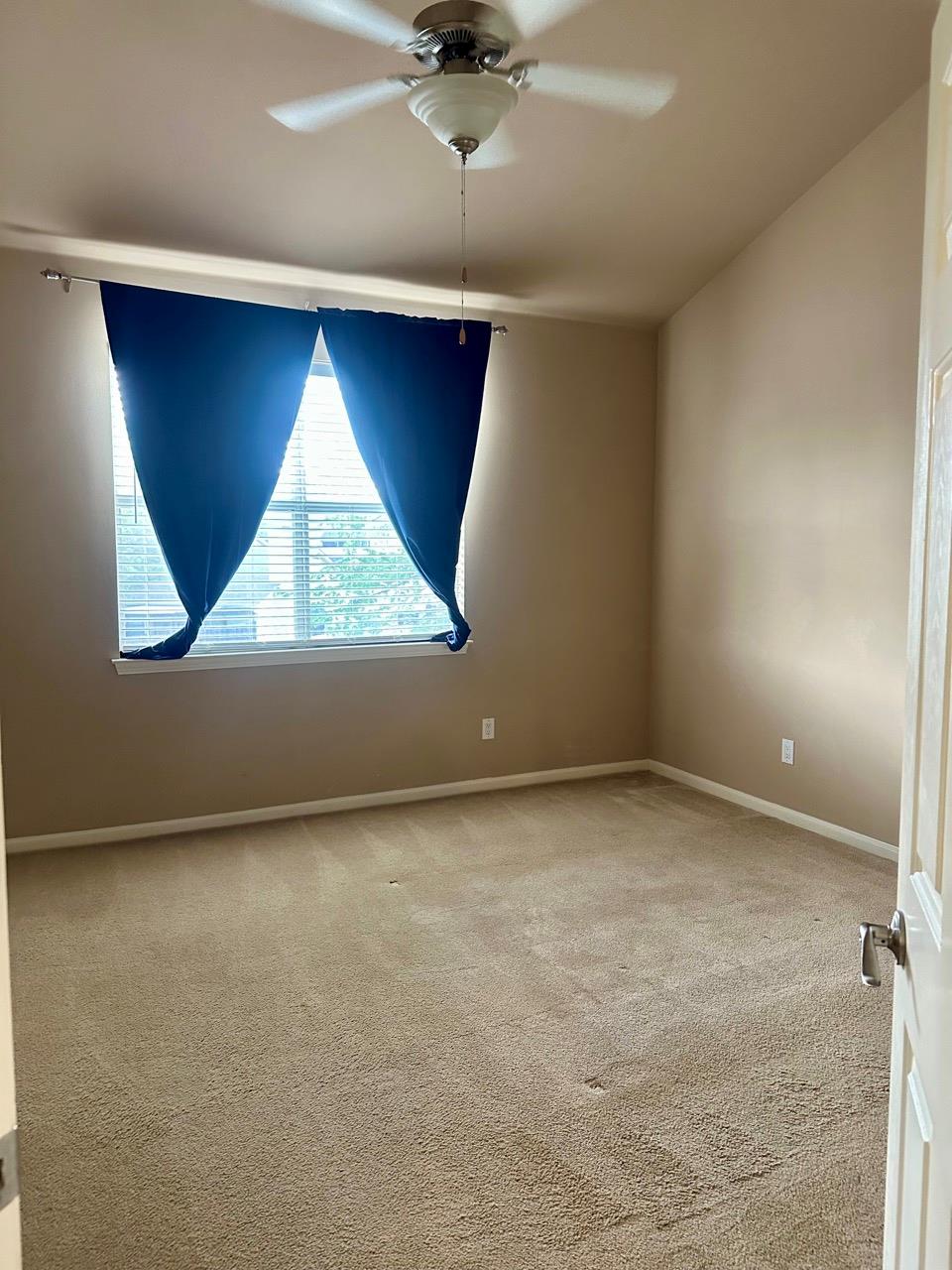 512 Eberhart Ln # 1204, Austin, TX 78745