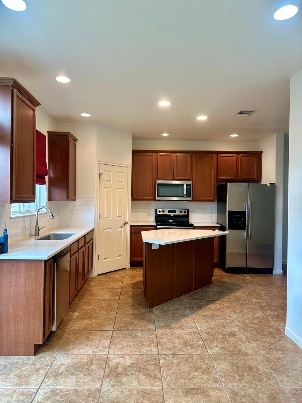 512 Eberhart Ln # 1204, Austin, TX 78745