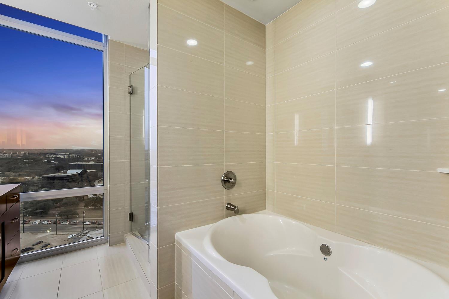 214 Barton Springs Rd # 1909, Austin, TX 78704