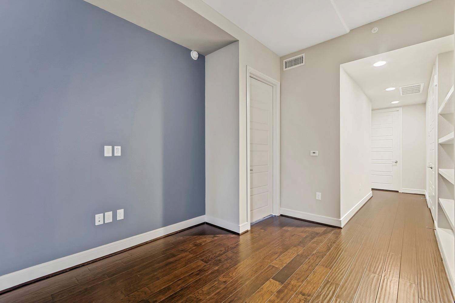 214 Barton Springs Rd # 1909, Austin, TX 78704