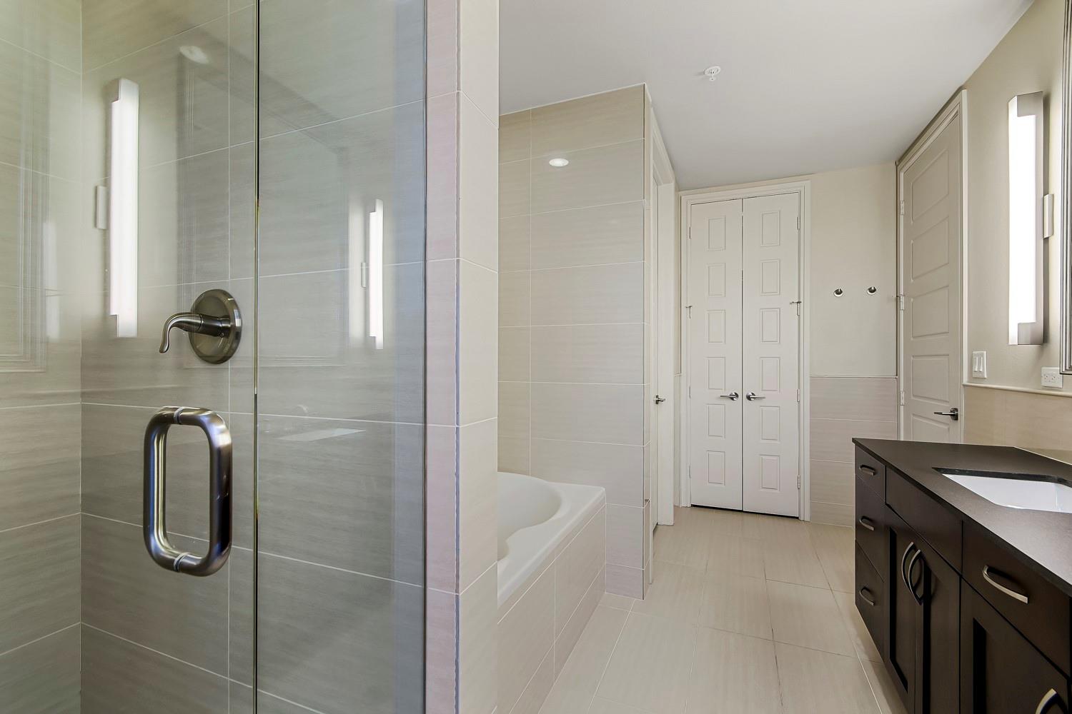 214 Barton Springs Rd # 1909, Austin, TX 78704