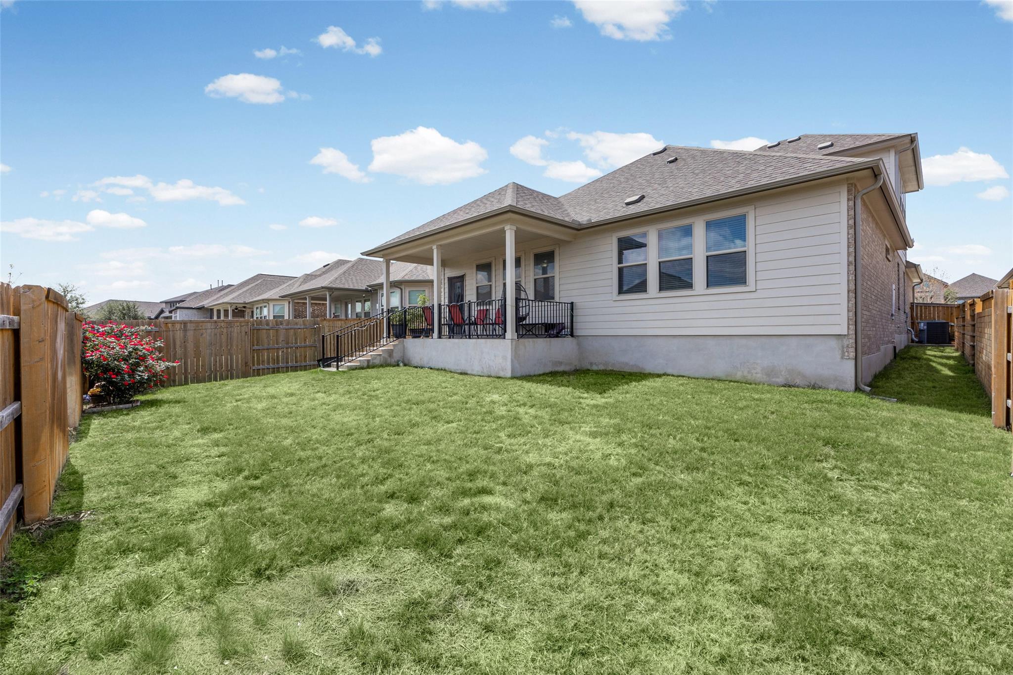 303 Eagle Ford Dr, Kyle, TX 78640