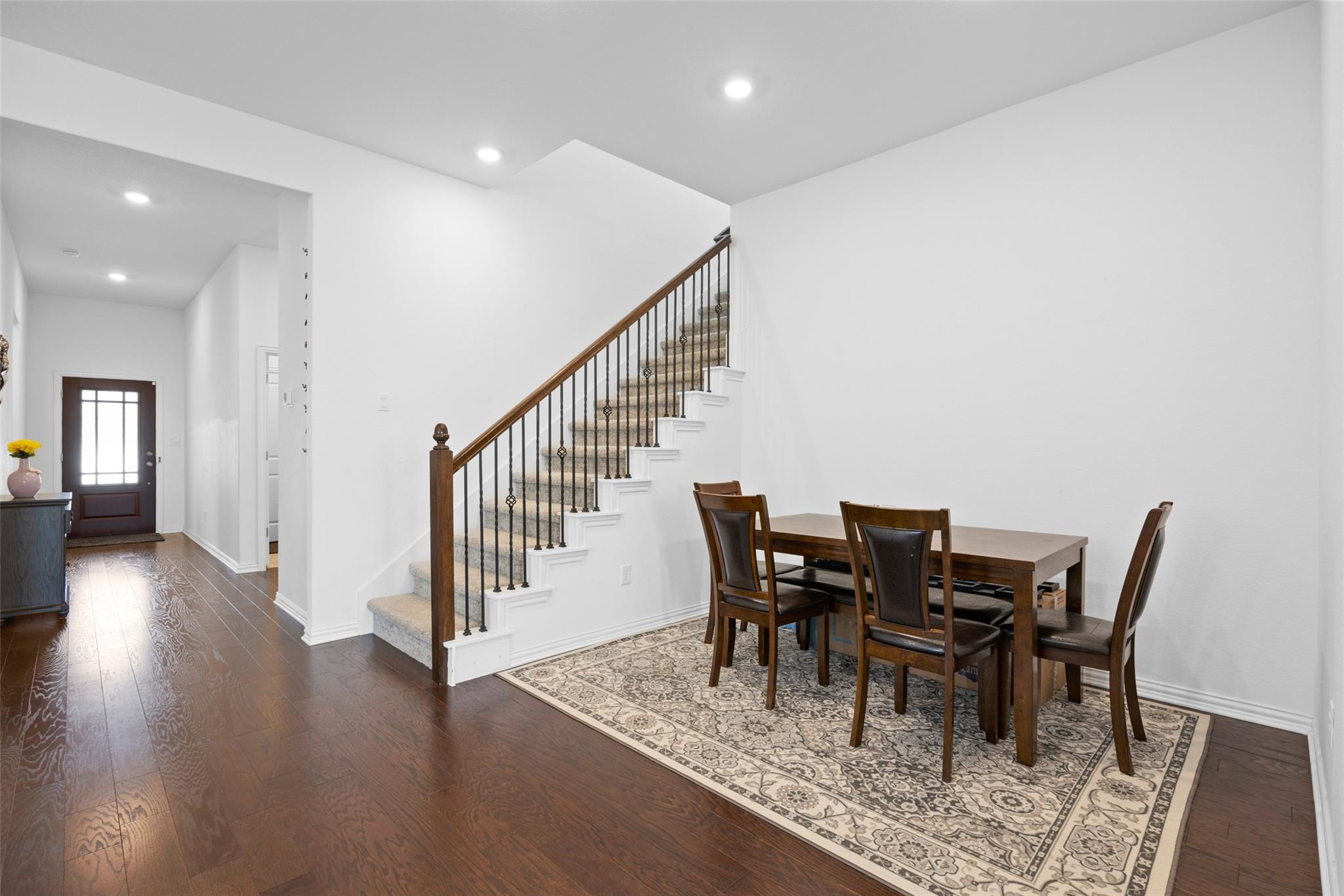 303 Eagle Ford Dr, Kyle, TX 78640