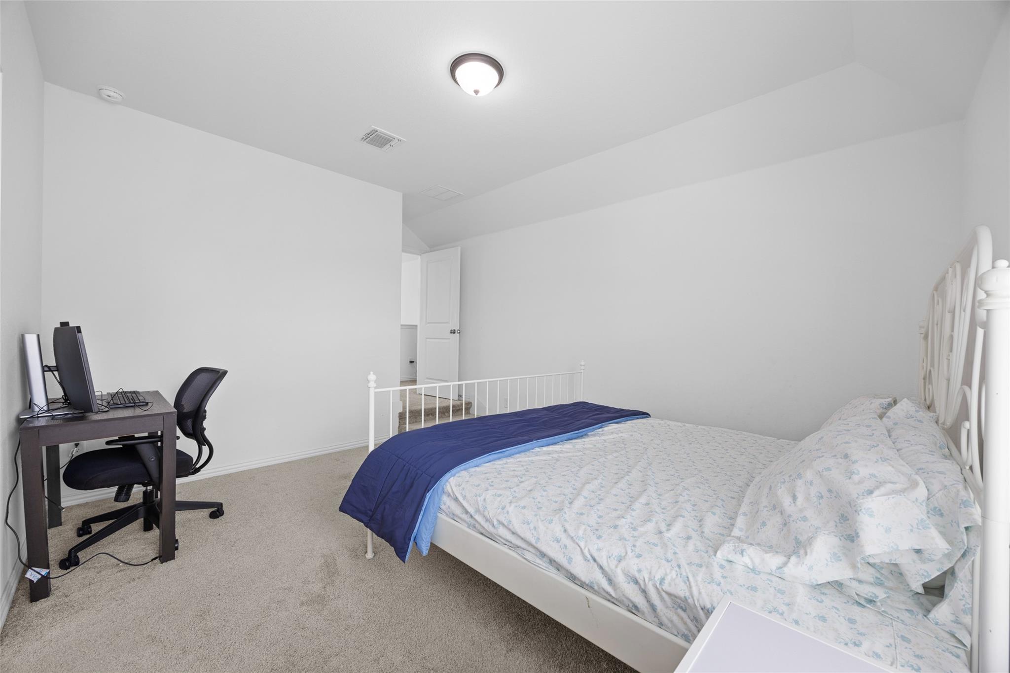 303 Eagle Ford Dr, Kyle, TX 78640