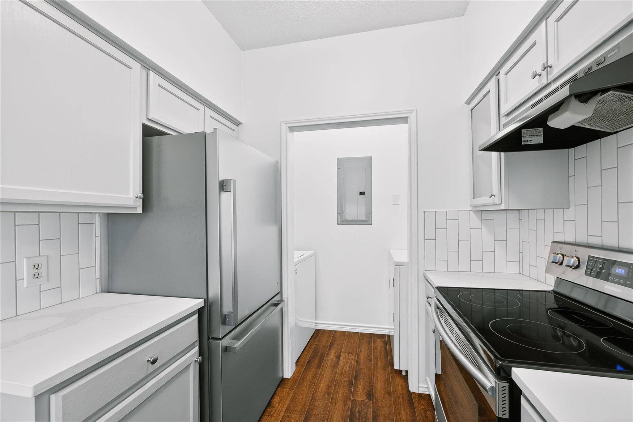 3809 Spicewood Springs Rd # 103, Austin, TX 78759