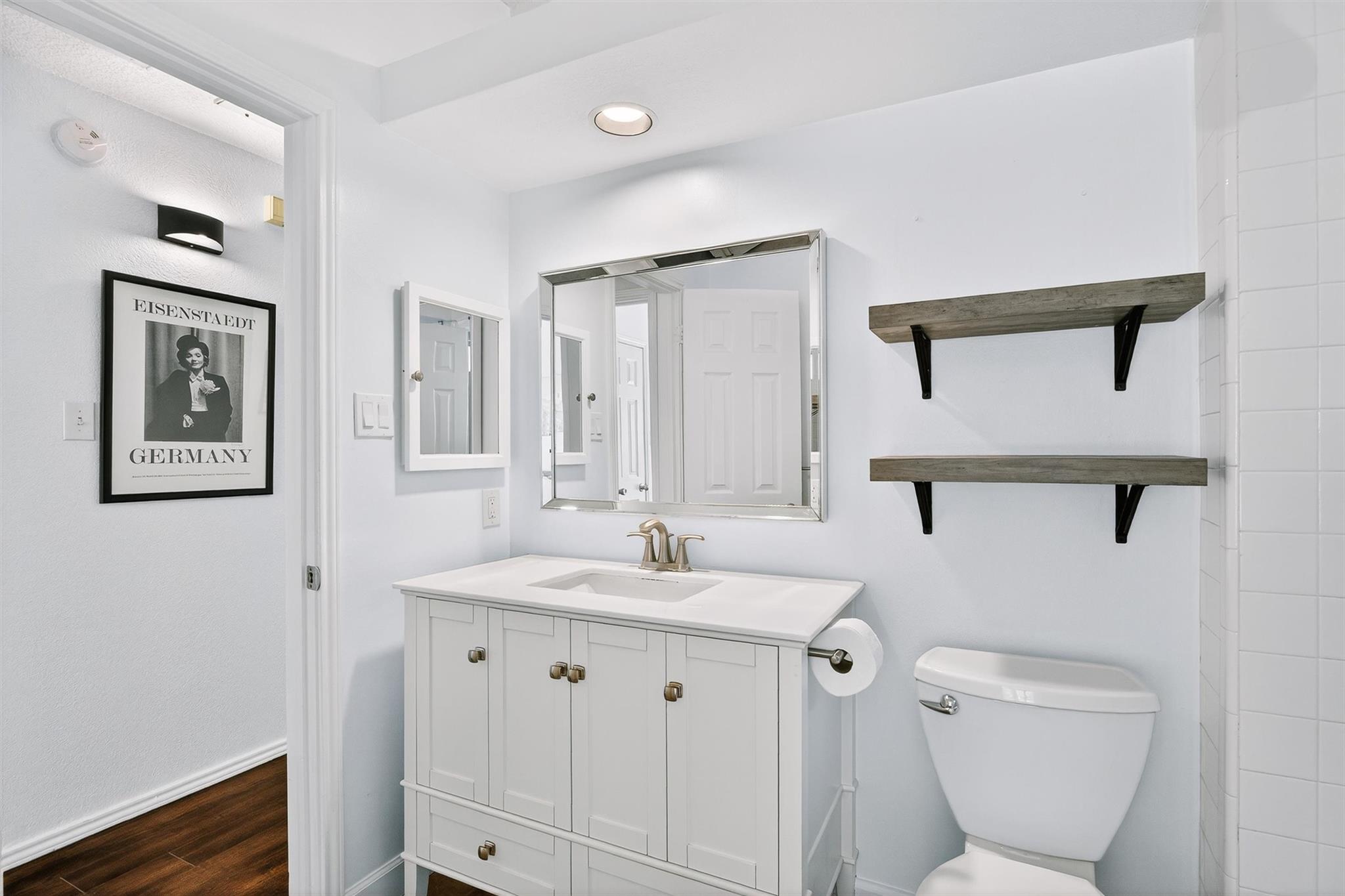 3809 Spicewood Springs Rd # 103, Austin, TX 78759