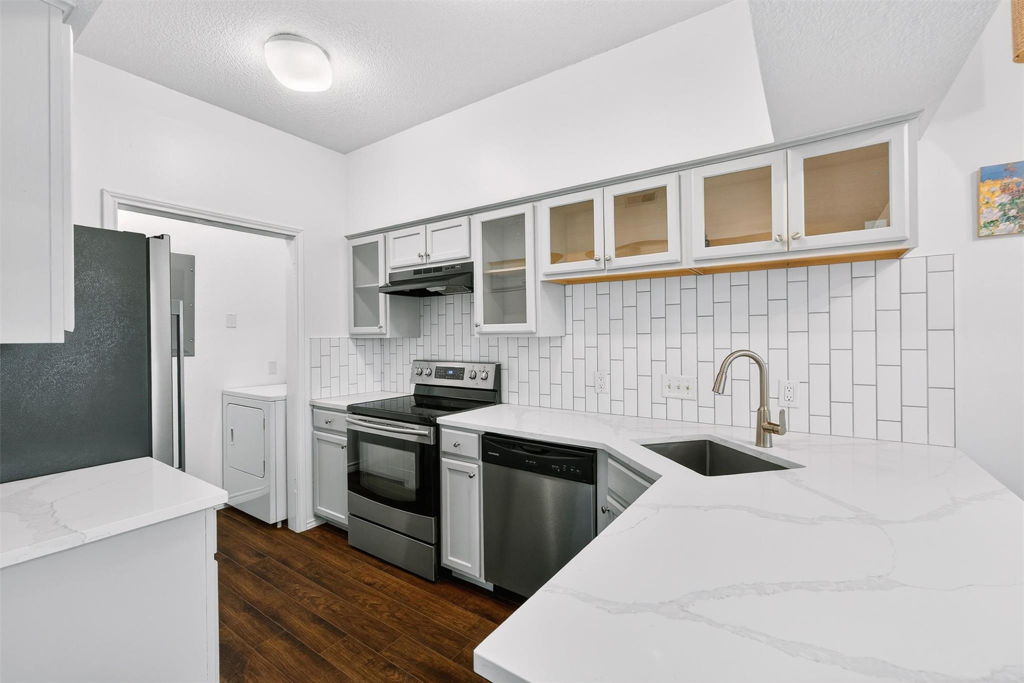 3809 Spicewood Springs Rd # 103, Austin, TX 78759