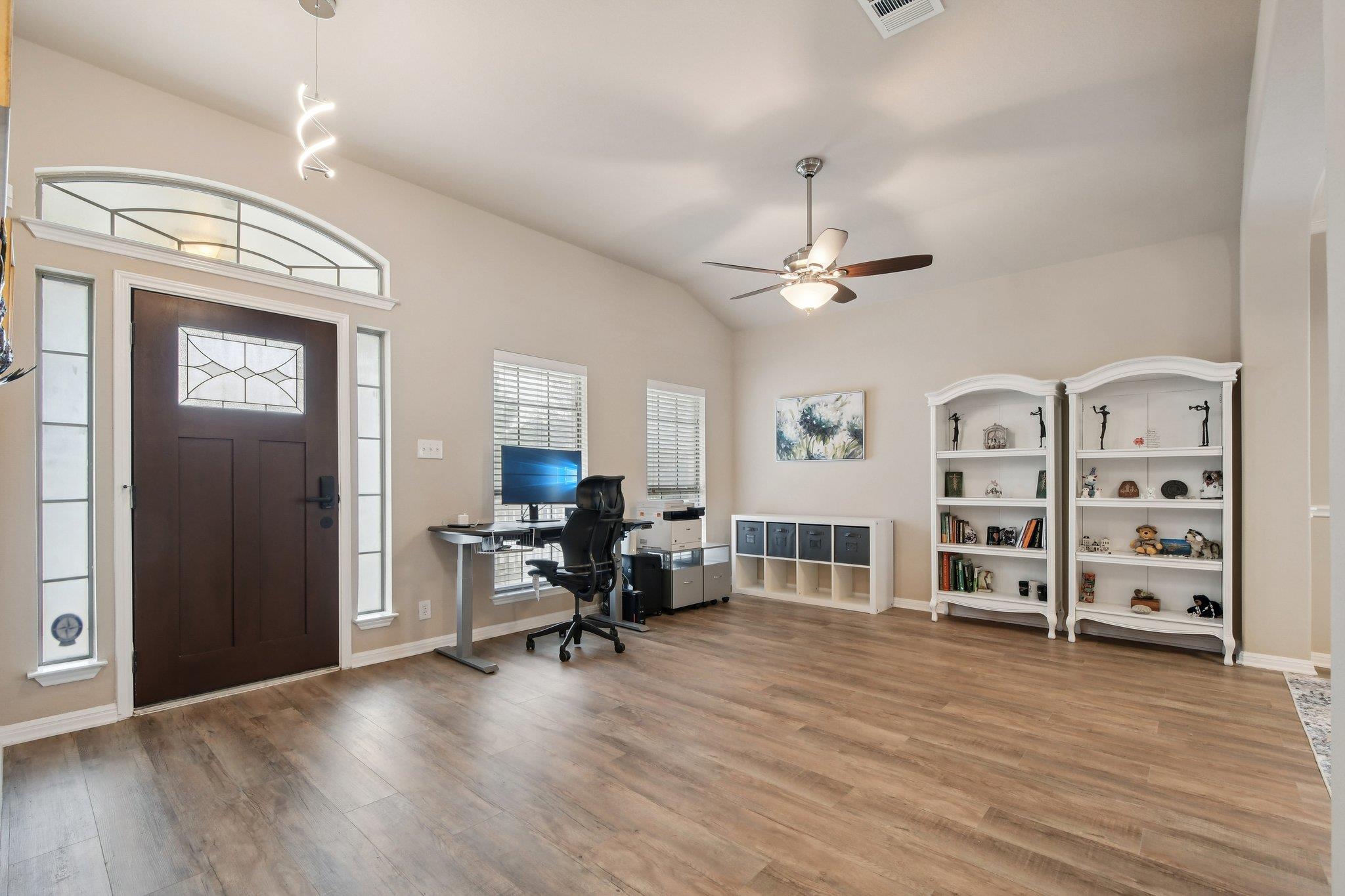 808 Great Sand Dunes Ave, Pflugerville, TX 78660