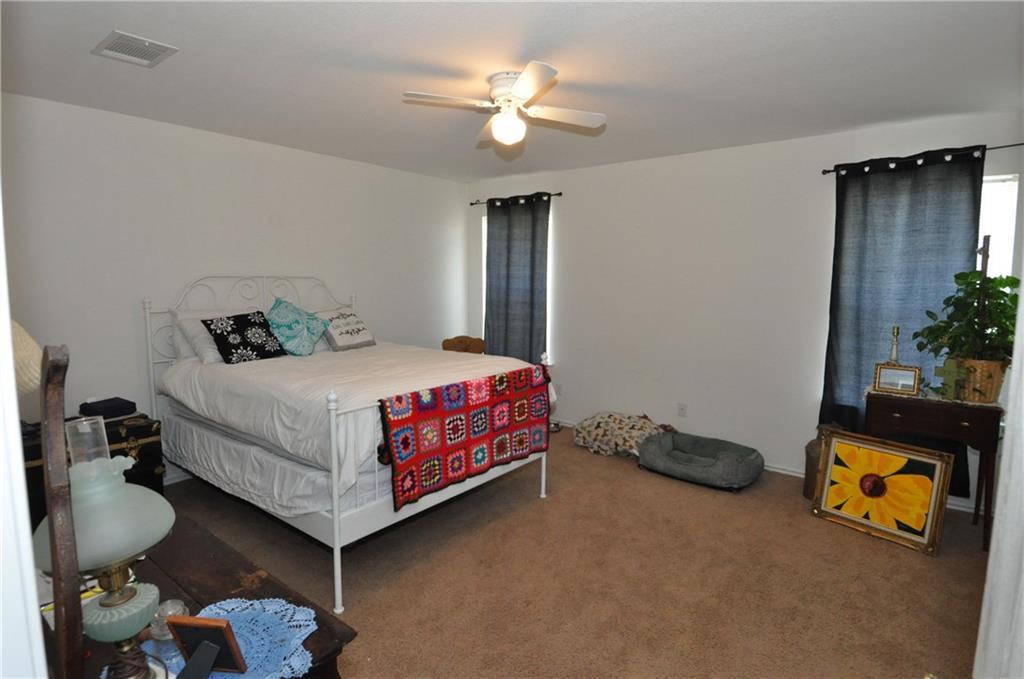 121 Pheasant Trl, Bastrop, TX 78602