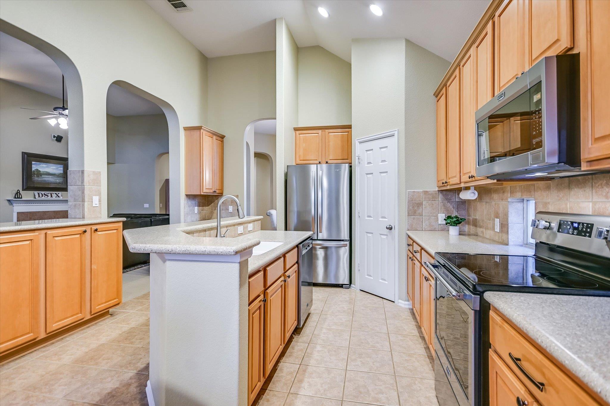 316 Winecup Way, Austin, TX 78737