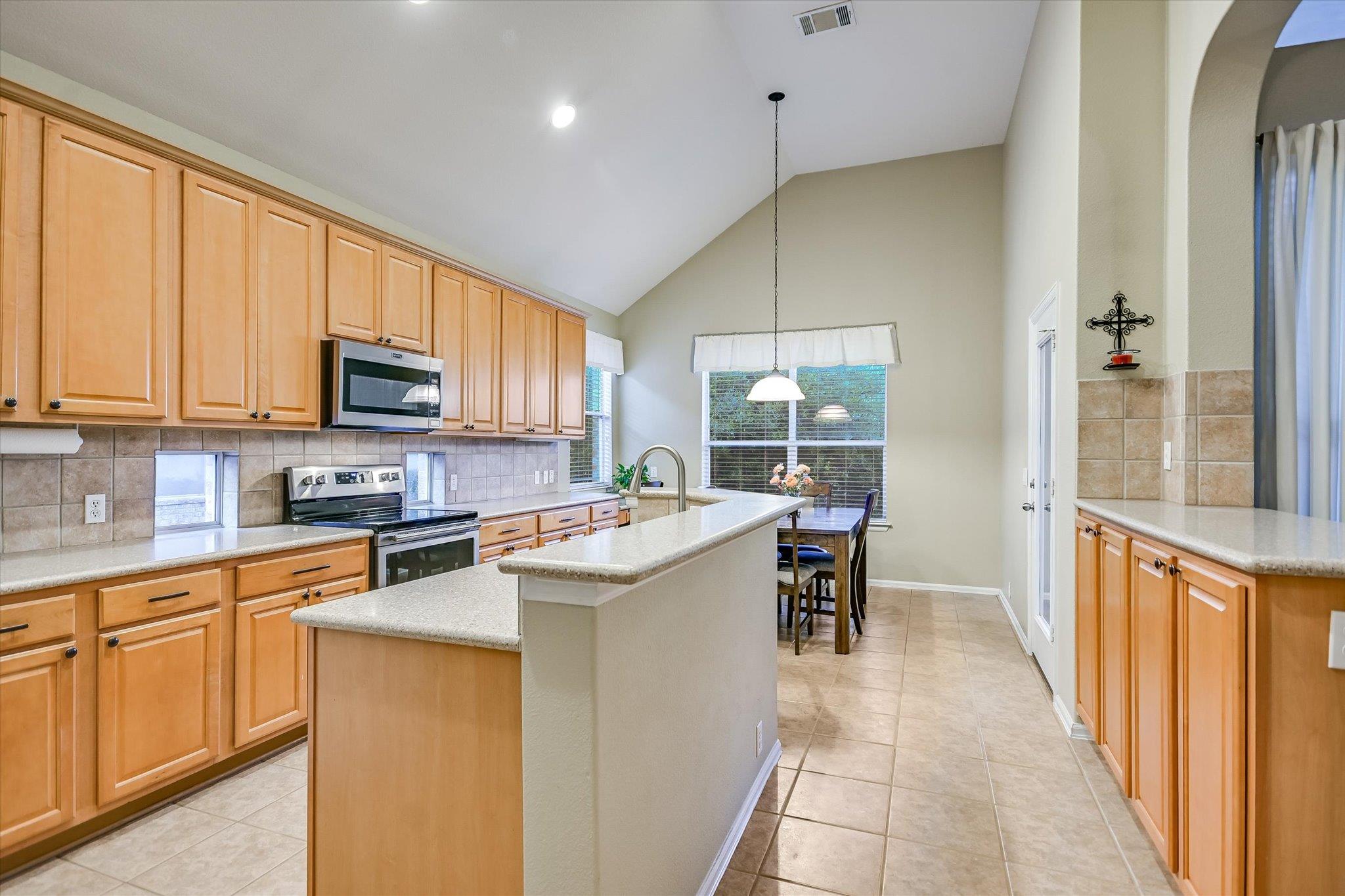 316 Winecup Way, Austin, TX 78737