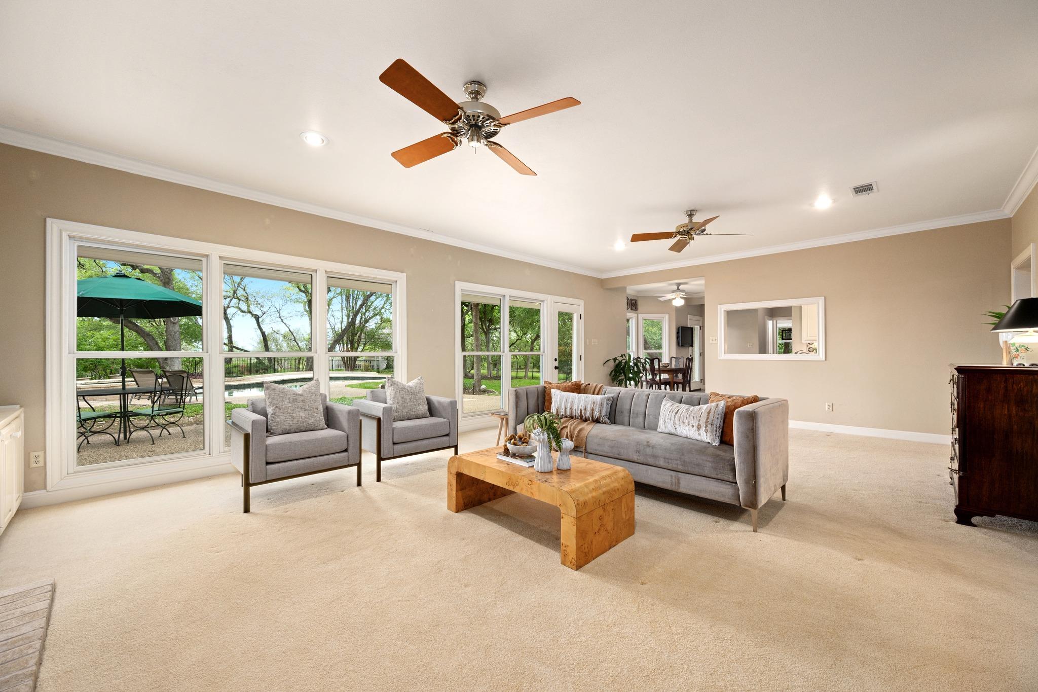 2900 Angelfire Ln, Austin, TX 78746