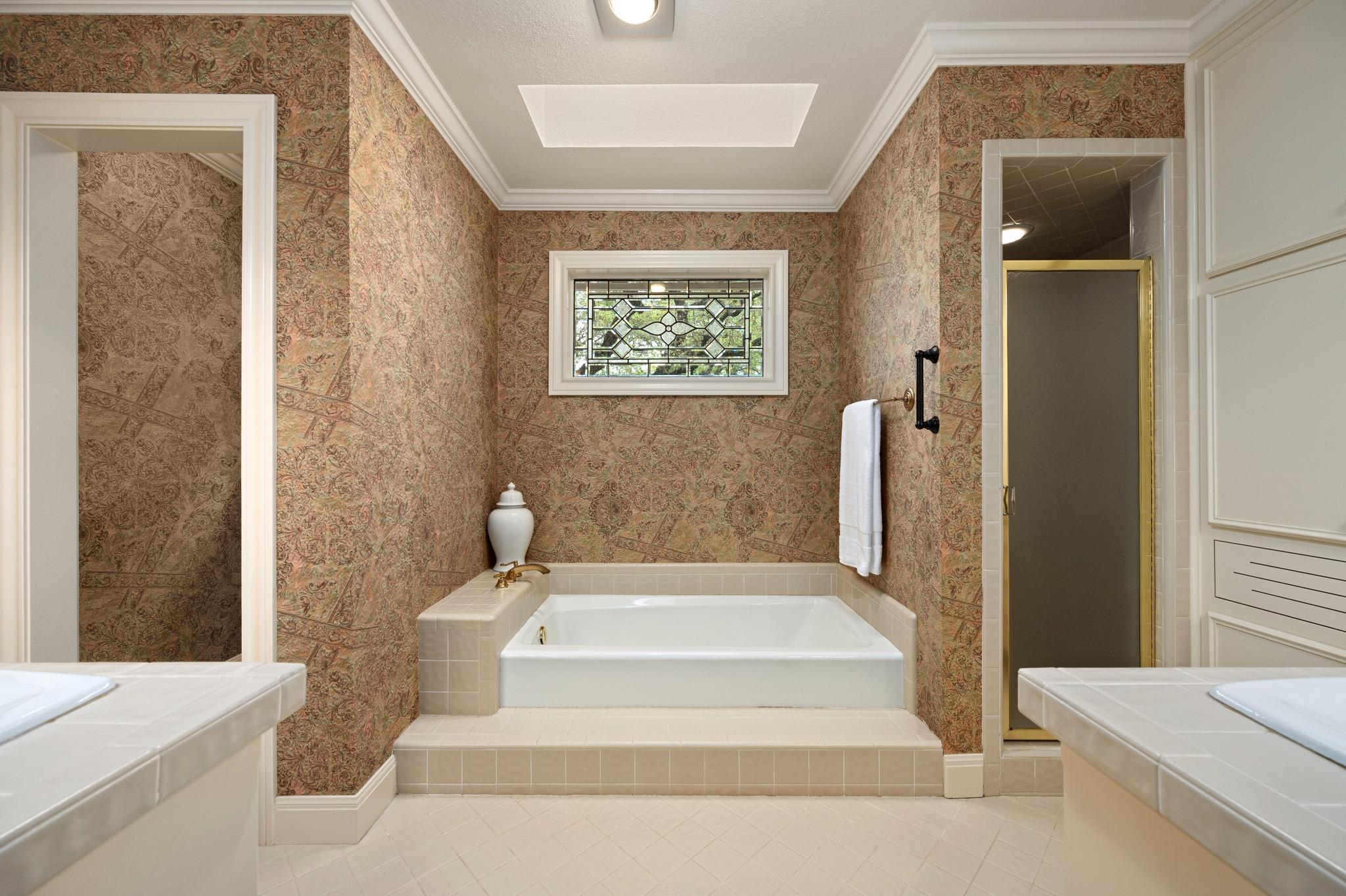 2900 Angelfire Ln, Austin, TX 78746