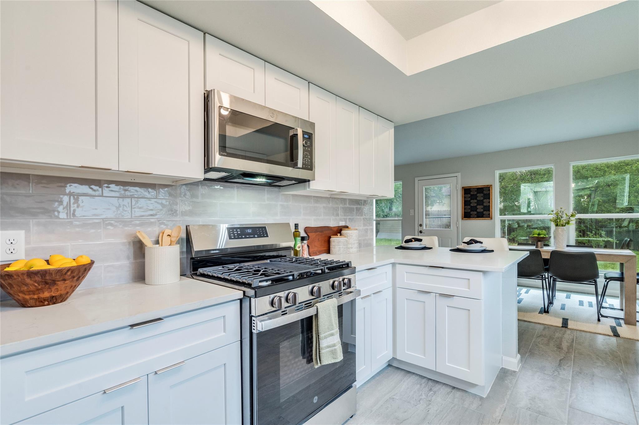 12710 Poquoson Dr, Austin, TX 78727