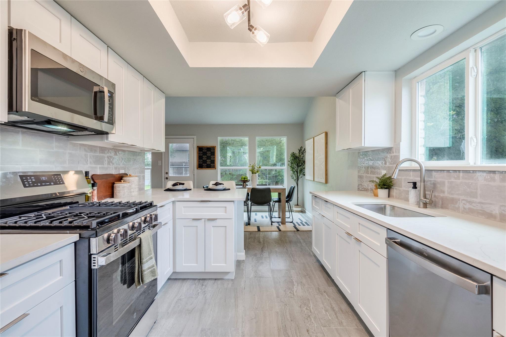 12710 Poquoson Dr, Austin, TX 78727