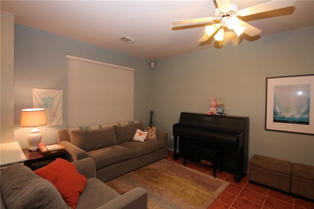 12517 Sir Christophers Cv, Austin, TX 78729