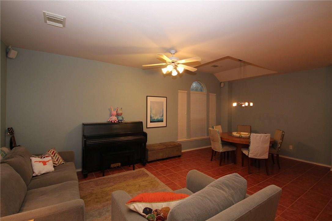 12517 Sir Christophers Cv, Austin, TX 78729