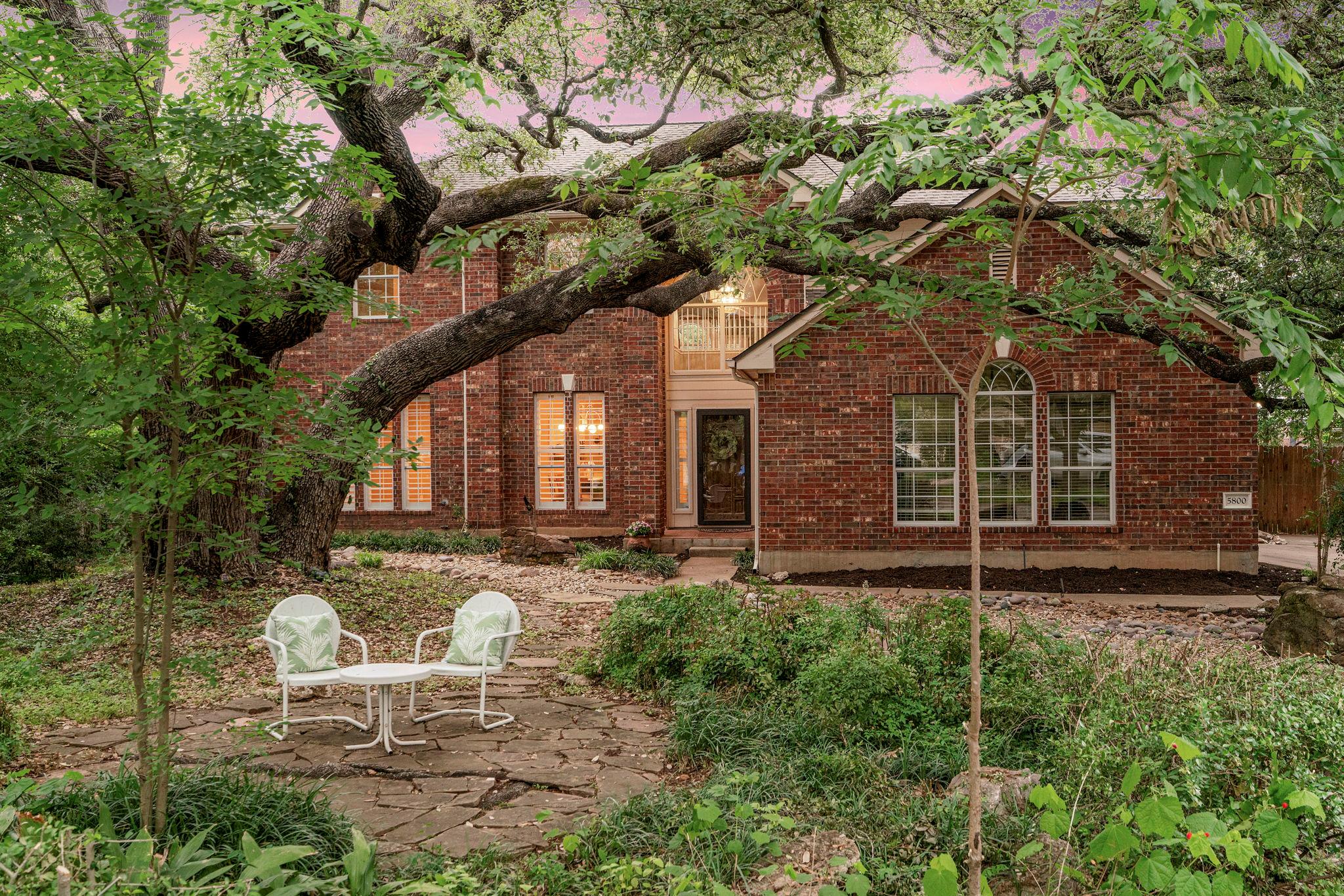 5800 Anselm Ct, Austin, TX 78739