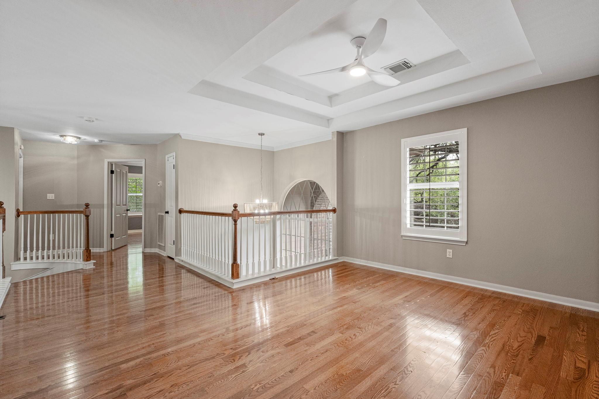 5800 Anselm Ct, Austin, TX 78739