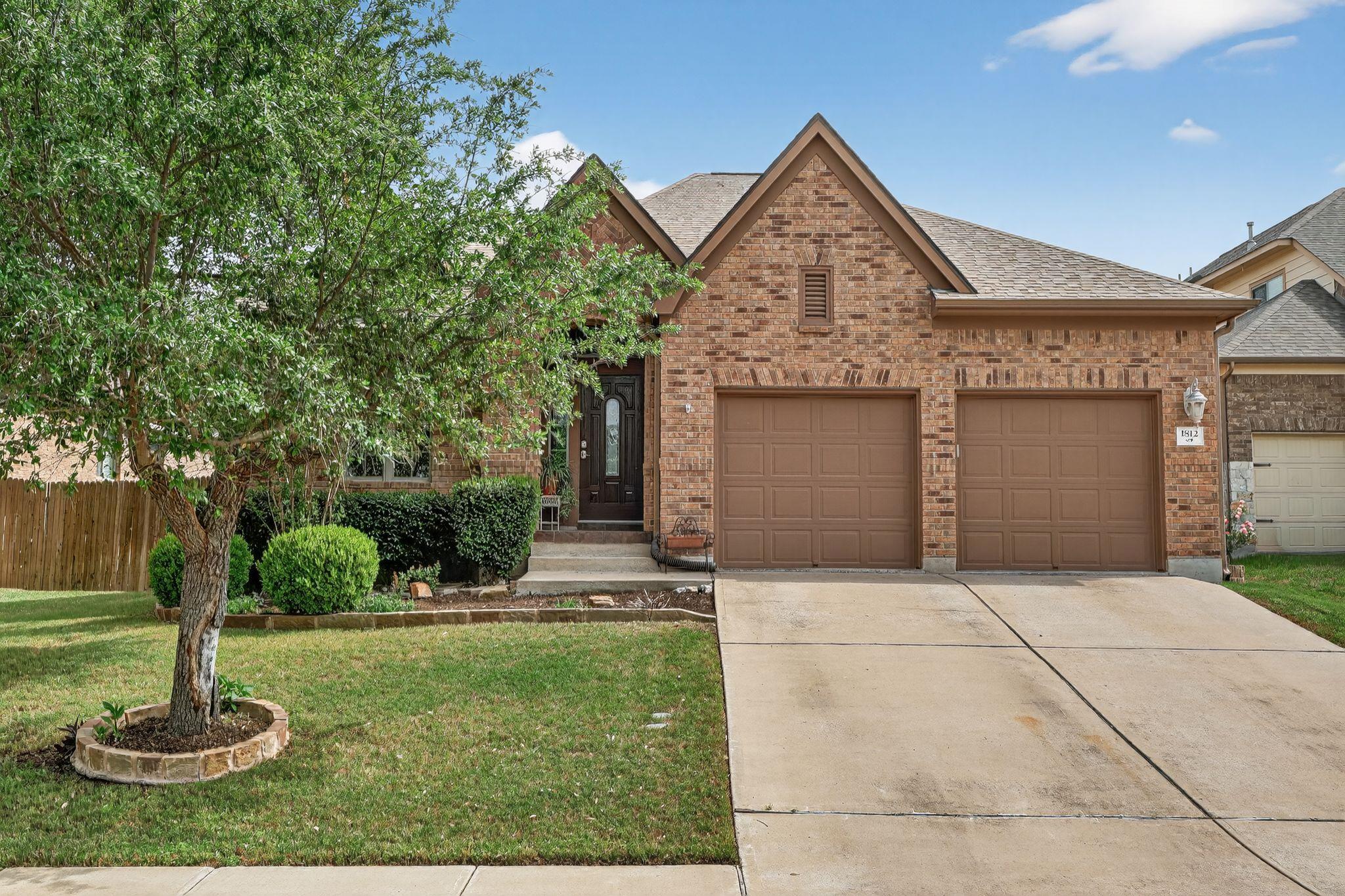 1812 Paseo Verde Dr, Leander, TX 78641