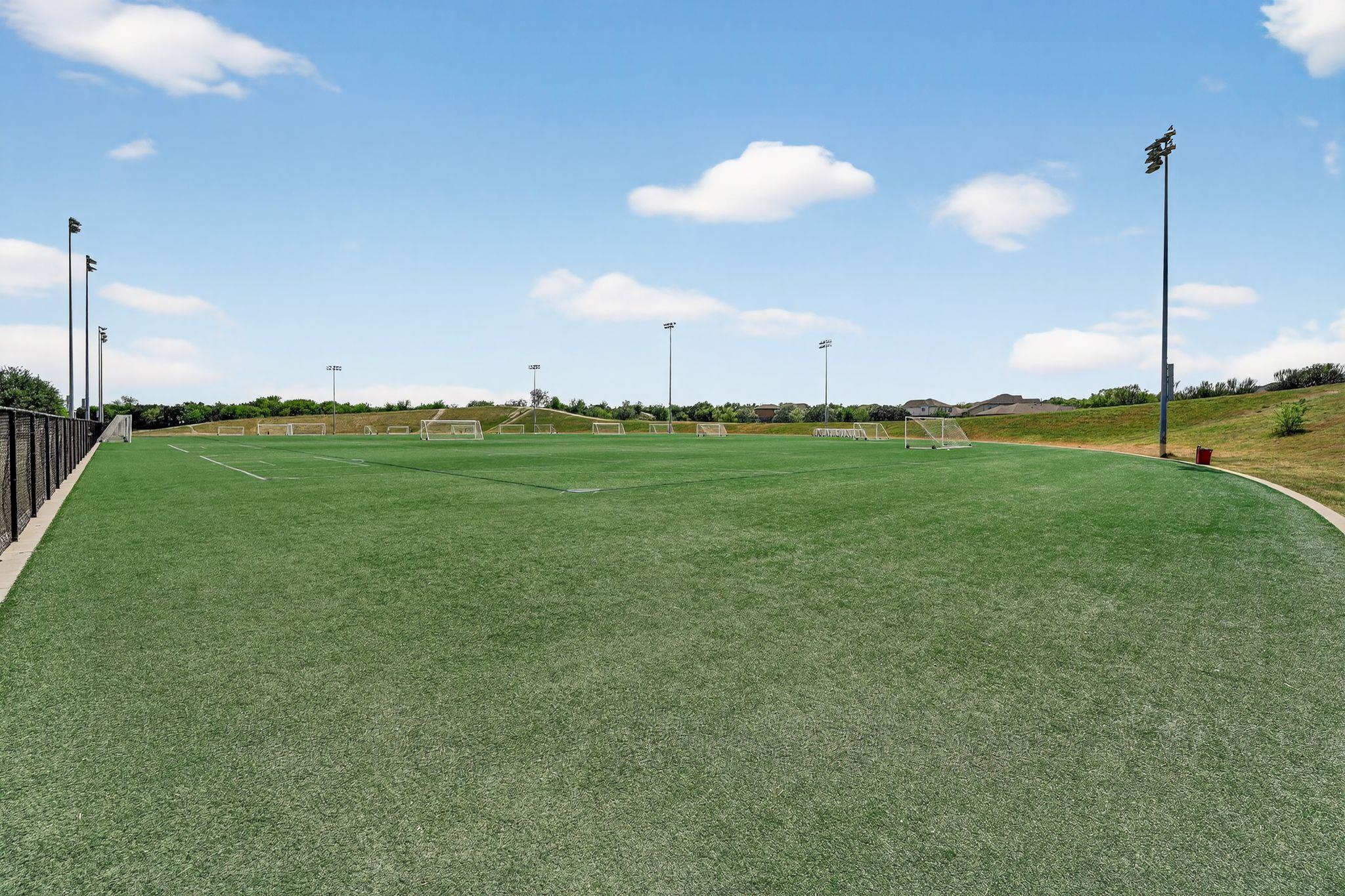 1812 Paseo Verde Dr, Leander, TX 78641