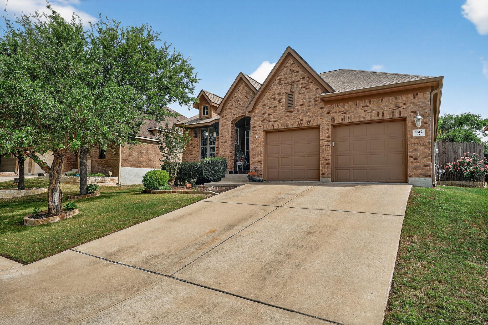 1812 Paseo Verde Dr, Leander, TX 78641