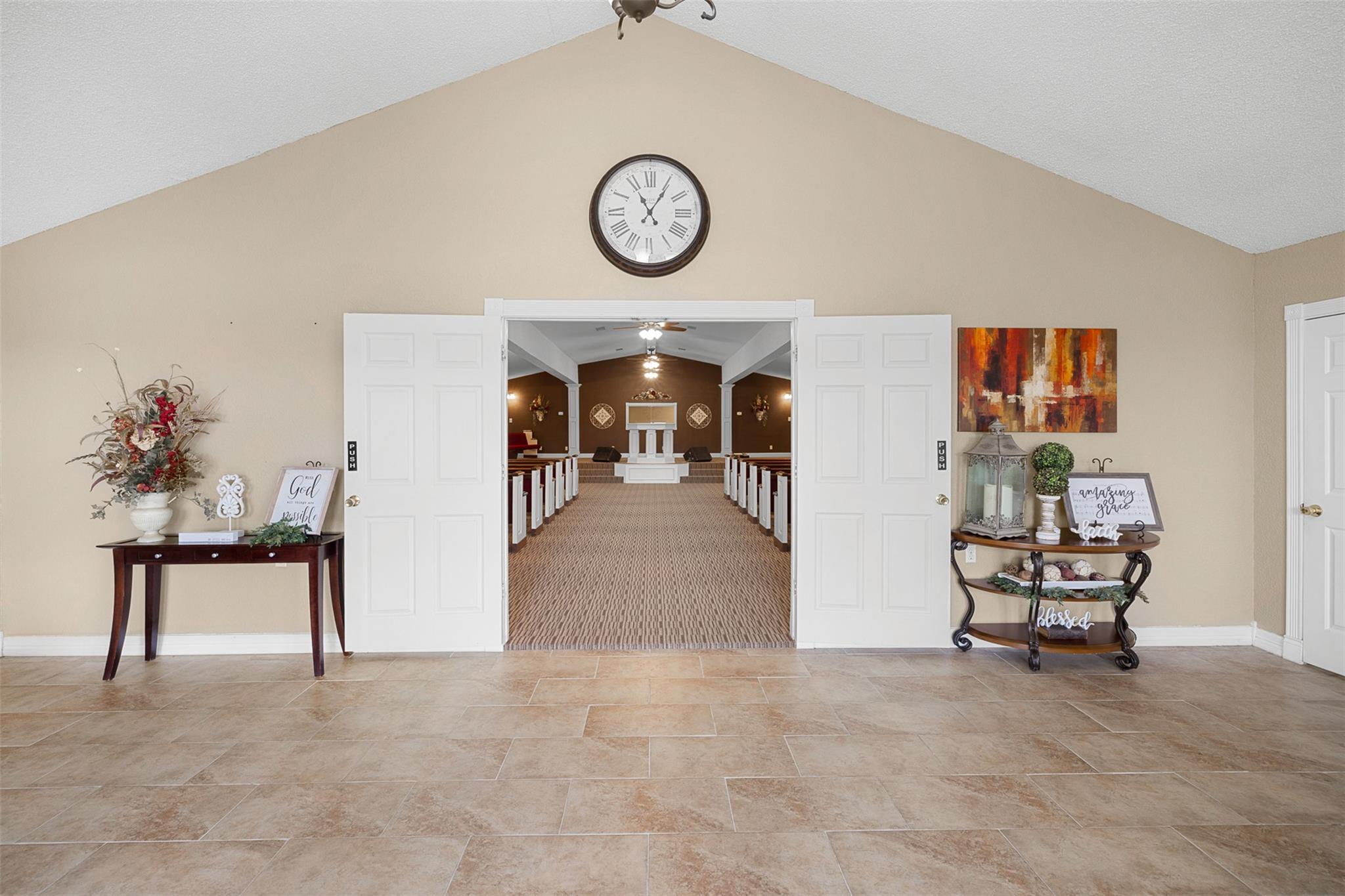 1306 W Cameron Ave, Rockdale, TX 76567