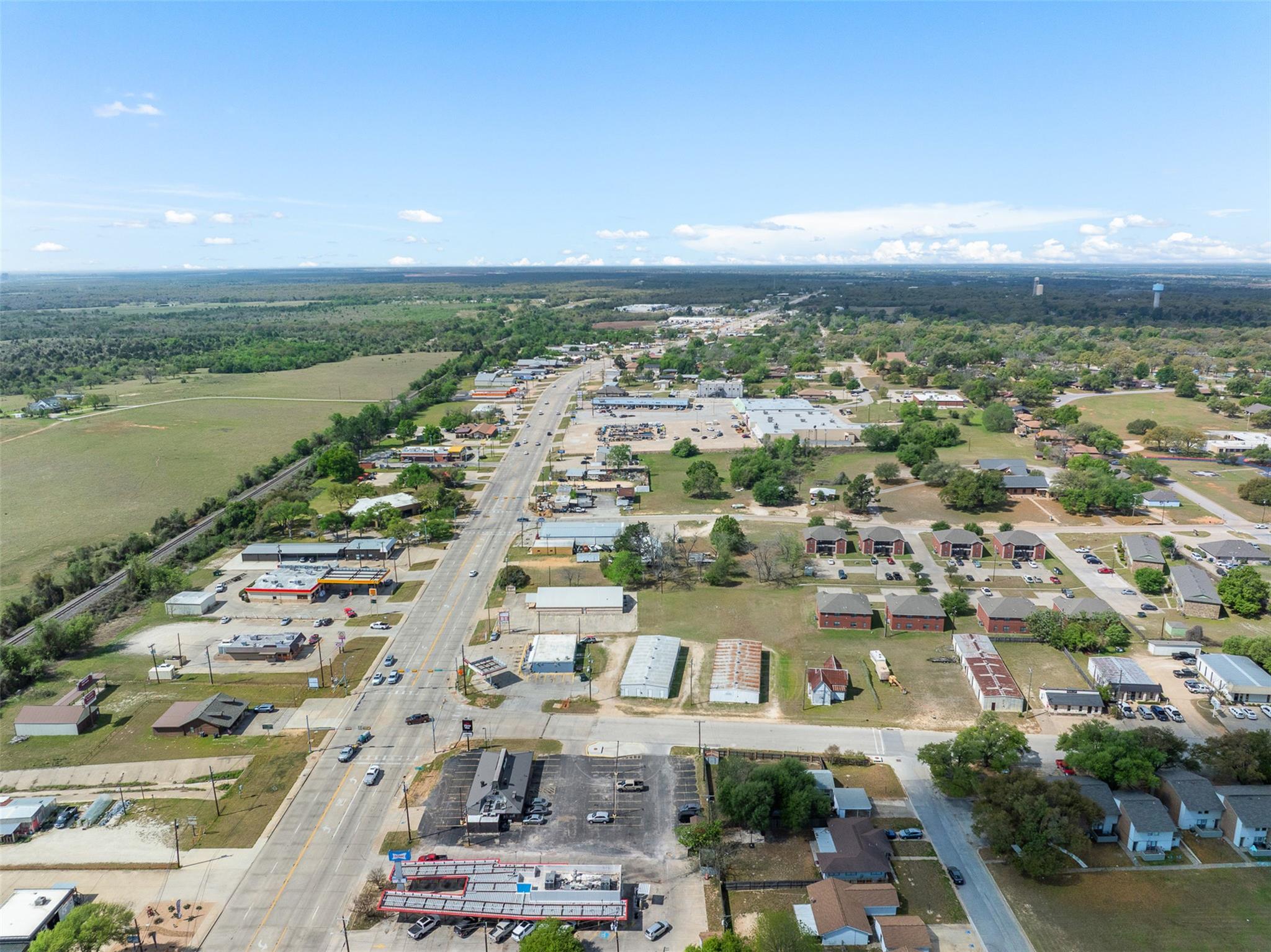 1306 W Cameron Ave, Rockdale, TX 76567