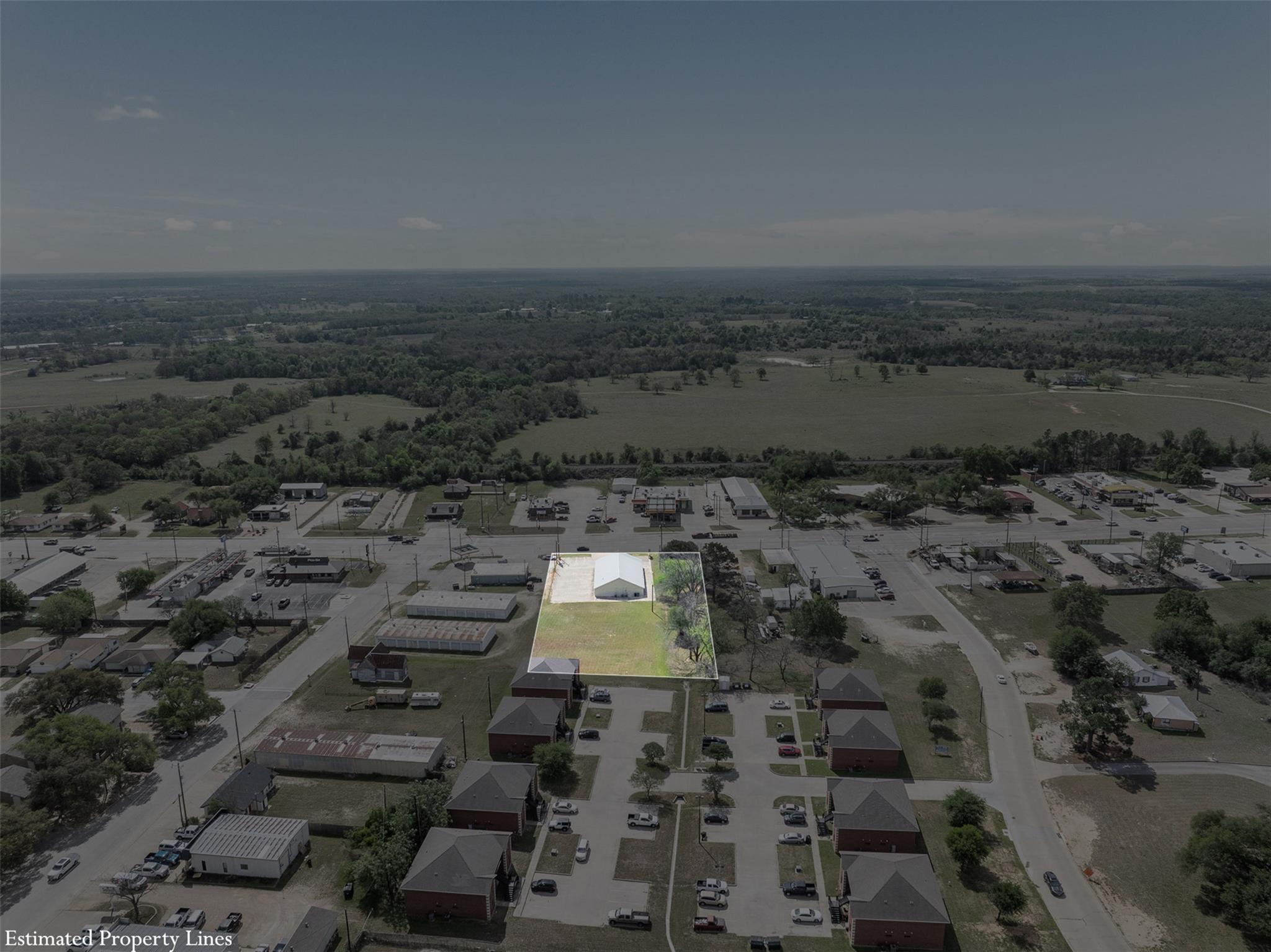 1306 W Cameron Ave, Rockdale, TX 76567