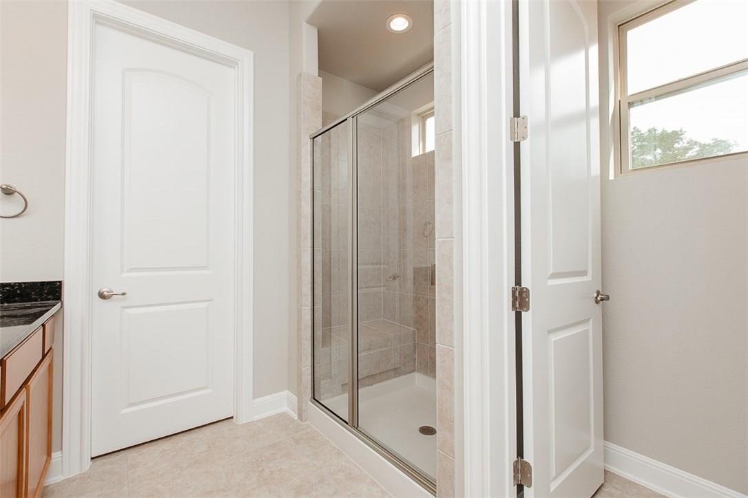 4747 Collins St, Round Rock, TX 78681