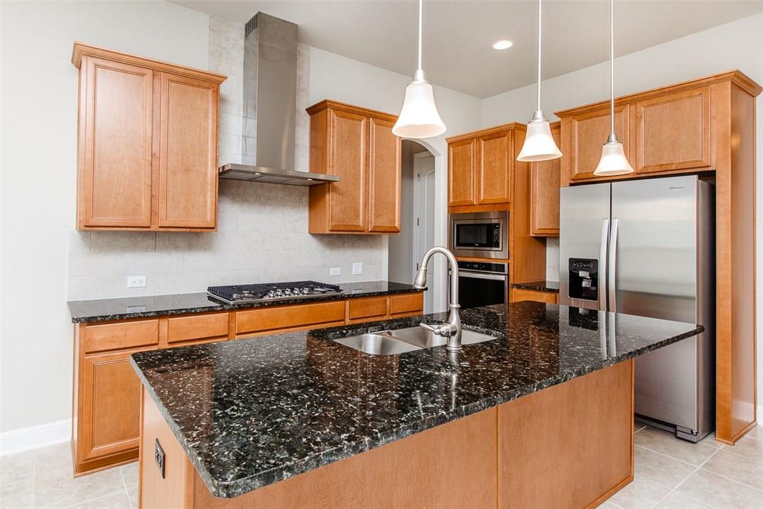 4747 Collins St, Round Rock, TX 78681