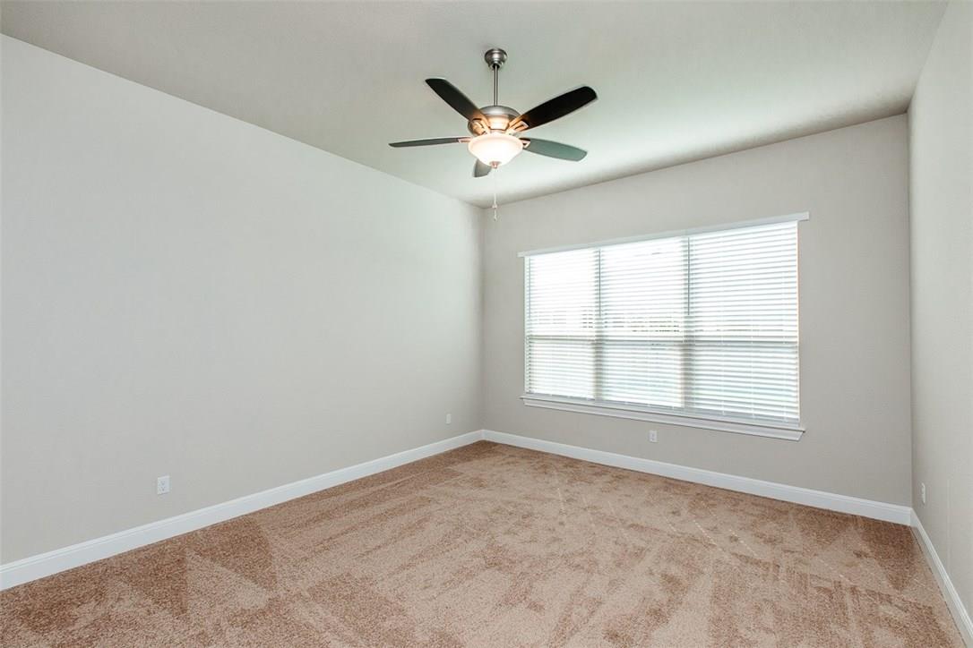 4747 Collins St, Round Rock, TX 78681