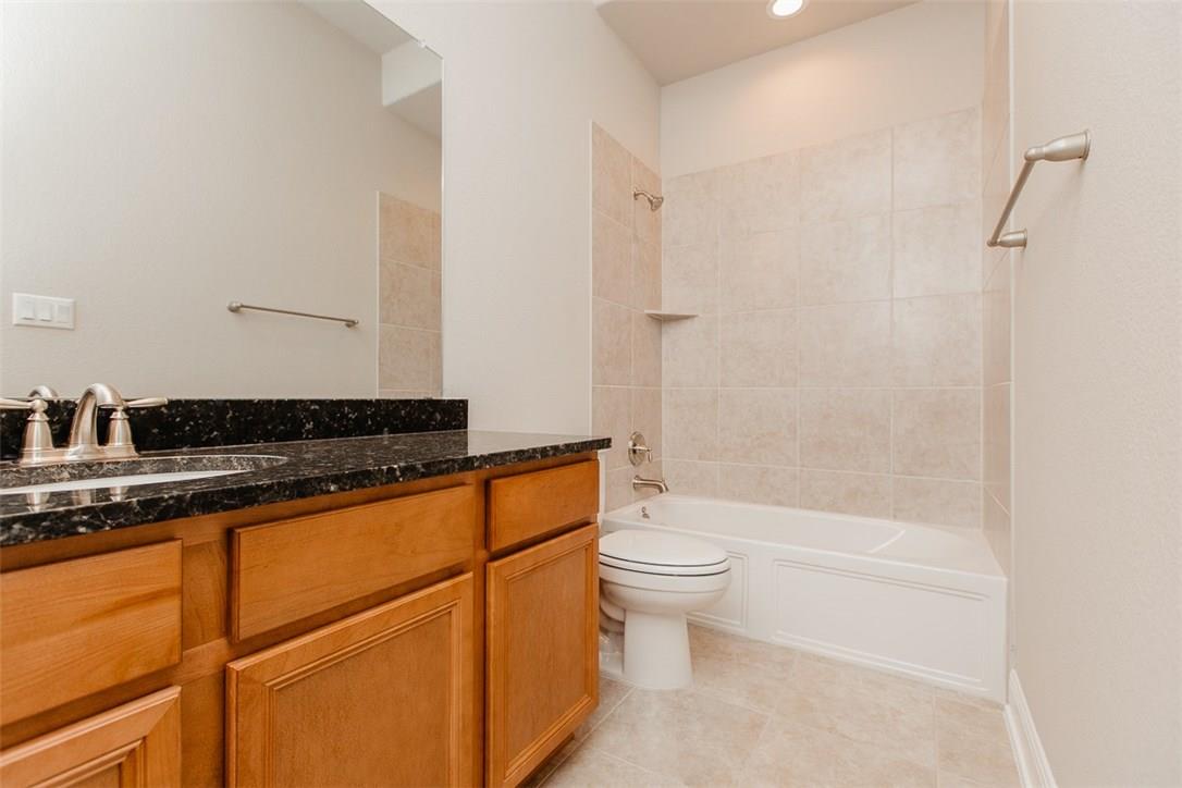 4747 Collins St, Round Rock, TX 78681