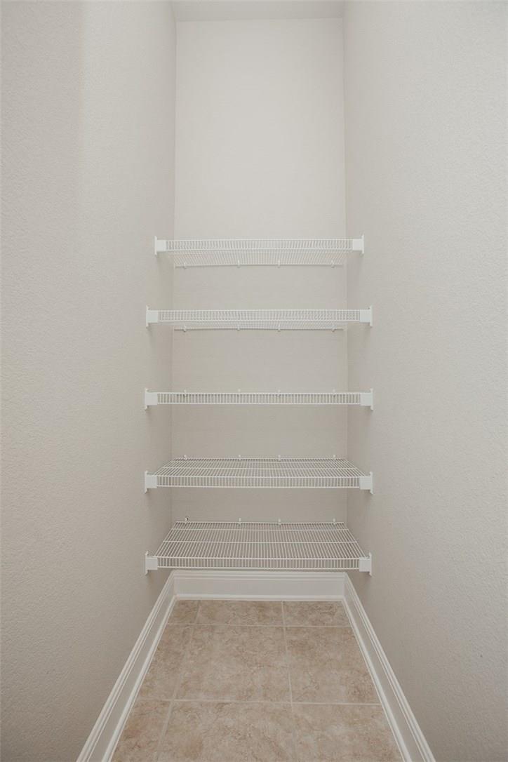 4747 Collins St, Round Rock, TX 78681