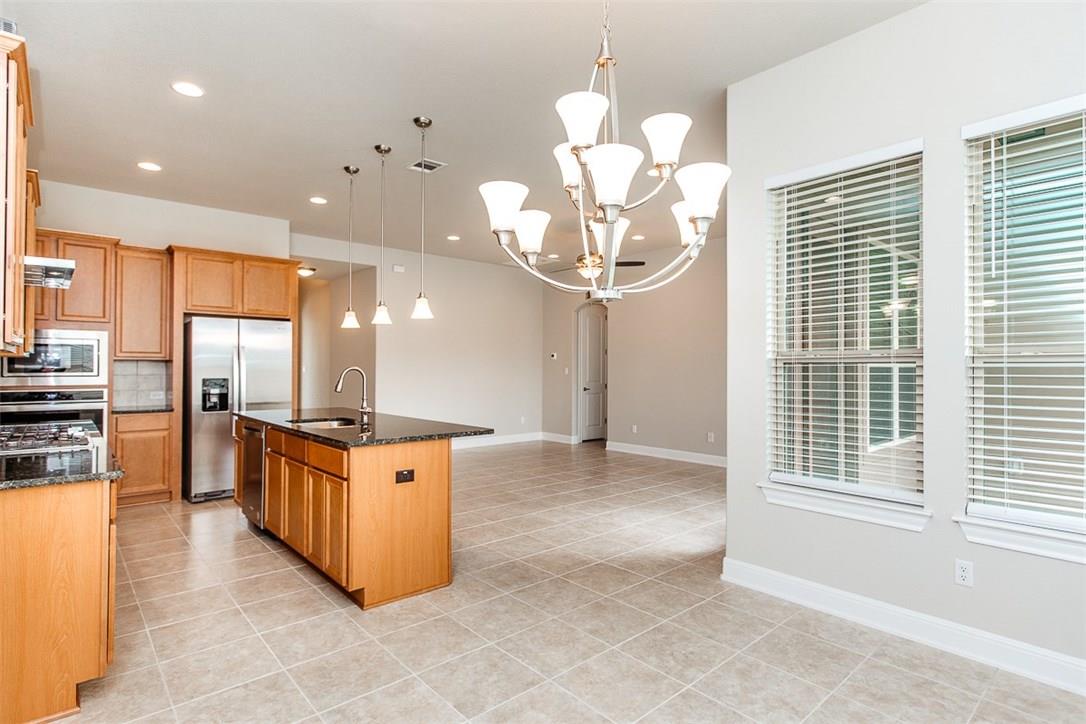 4747 Collins St, Round Rock, TX 78681