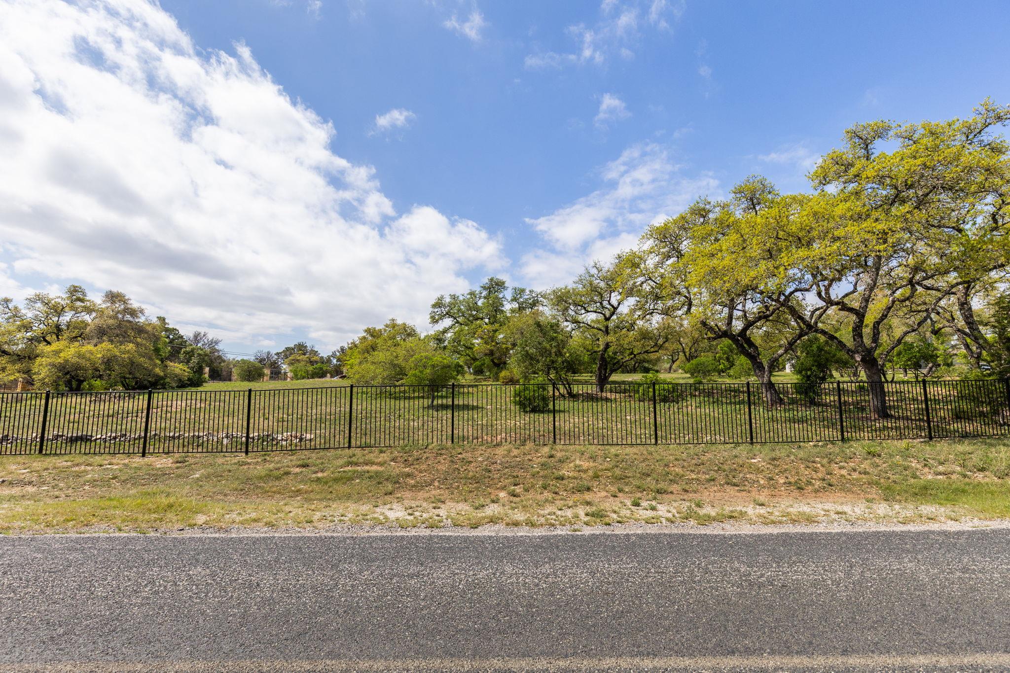 4318 Park Dr, Lago Vista, TX 78645