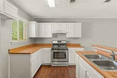 8311 Treehouse Ln, Austin, TX 78749
