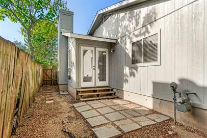 8311 Treehouse Ln, Austin, TX 78749