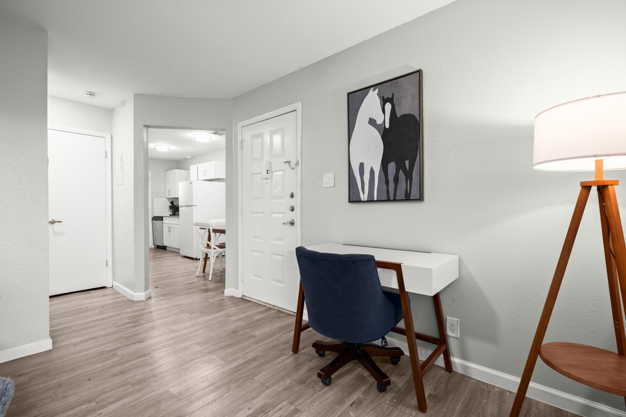 6812 S Congress Ave # 110, Austin, TX 78745