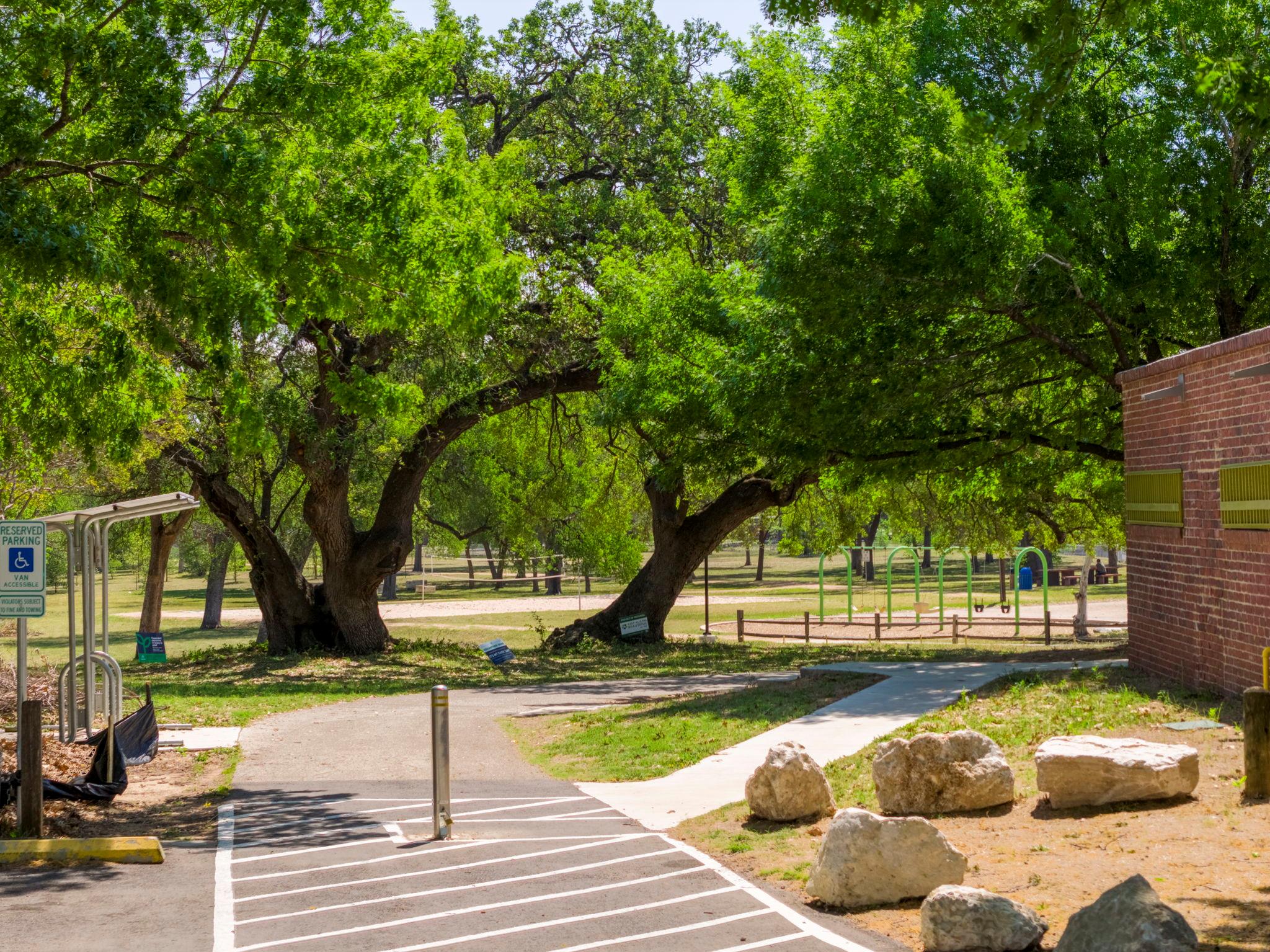 3101 Govalle Ave # 208, Austin, TX 78702