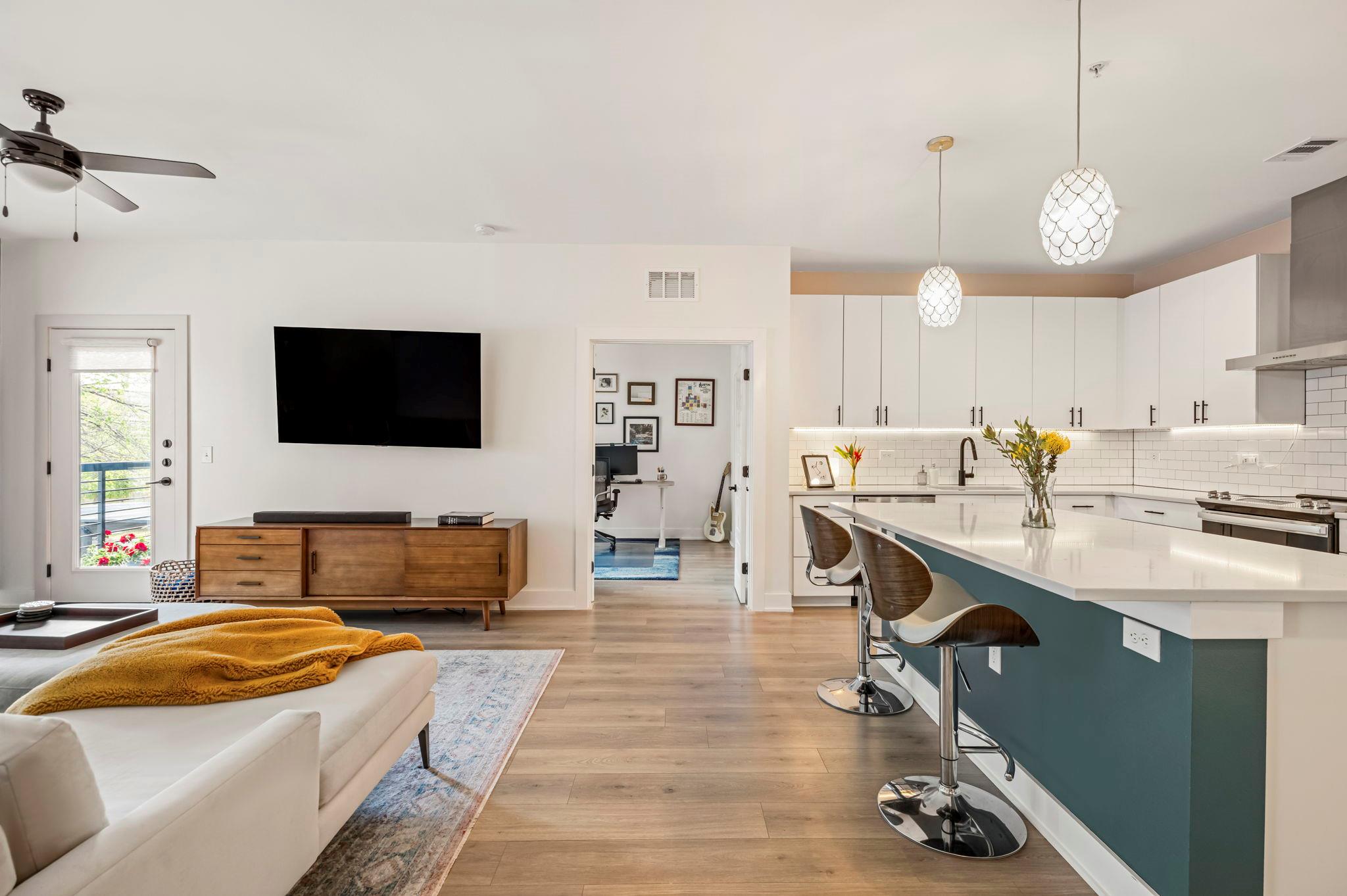 3101 Govalle Ave # 208, Austin, TX 78702