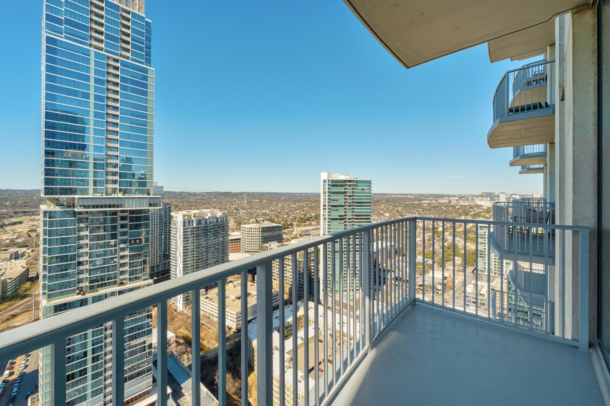360 Nueces St # 3602, Austin, TX 78701