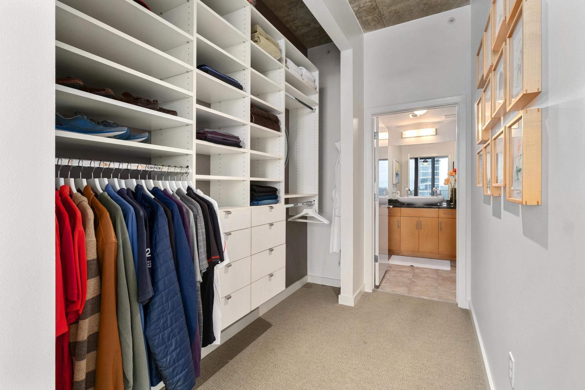 360 Nueces St # 3602, Austin, TX 78701