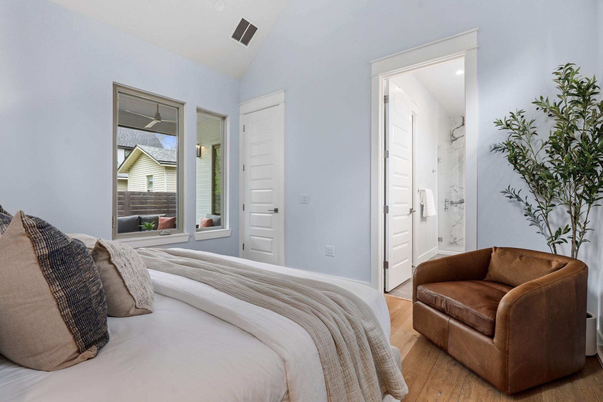 1409 Alegria Rd # B, Austin, TX 78757