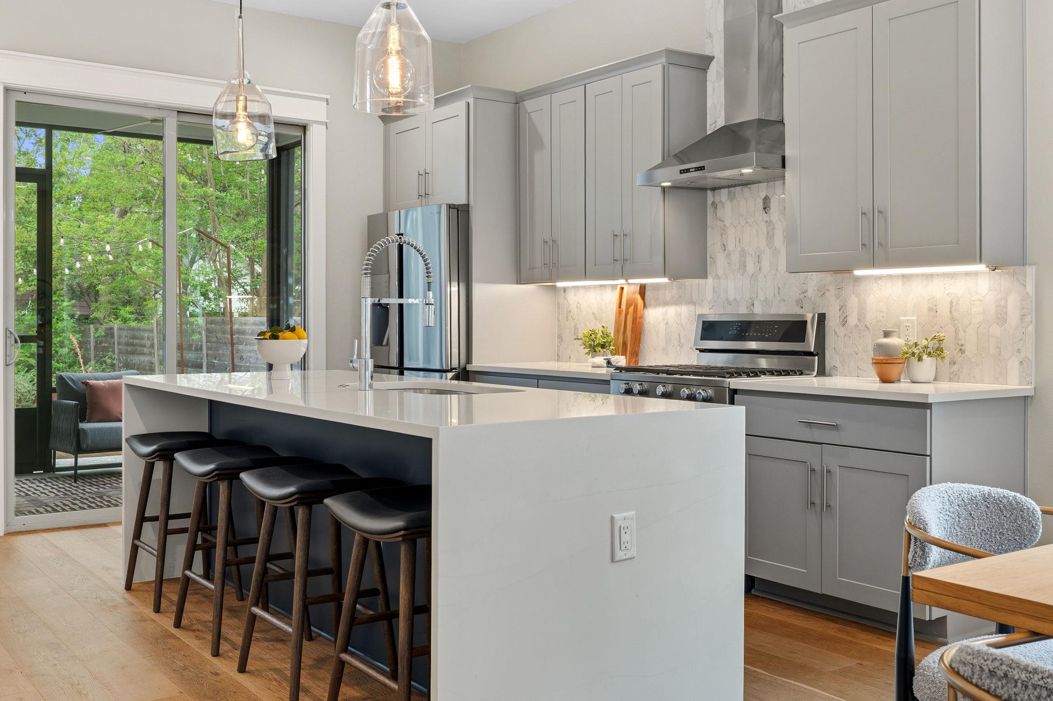 1409 Alegria Rd # B, Austin, TX 78757