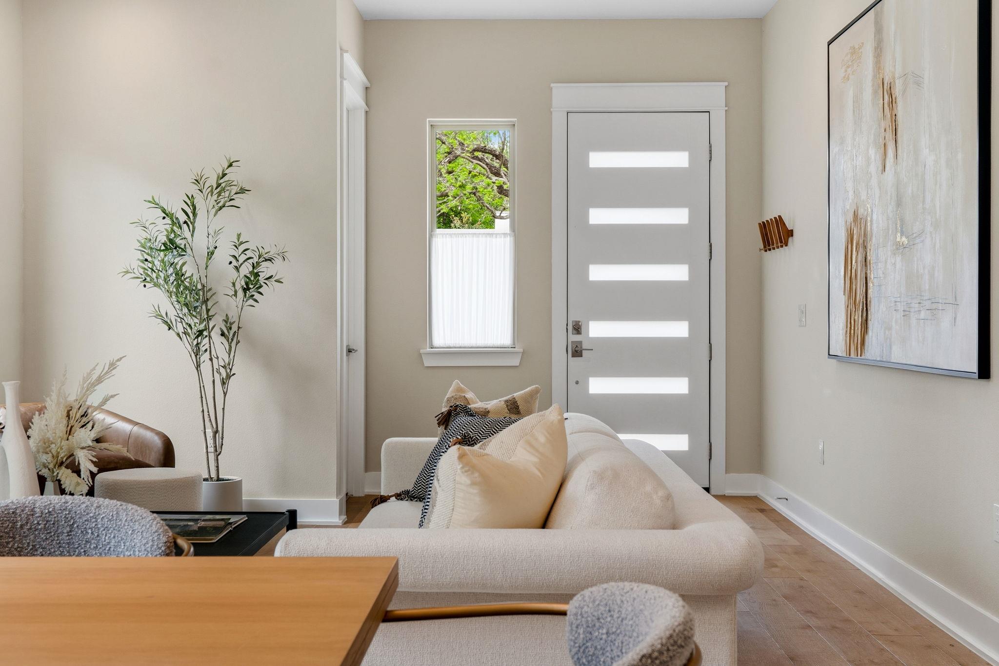 1409 Alegria Rd # B, Austin, TX 78757