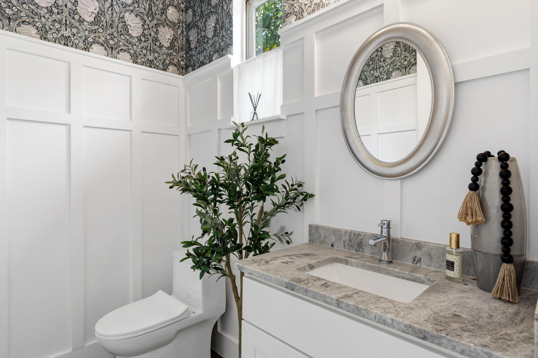 1409 Alegria Rd # B, Austin, TX 78757