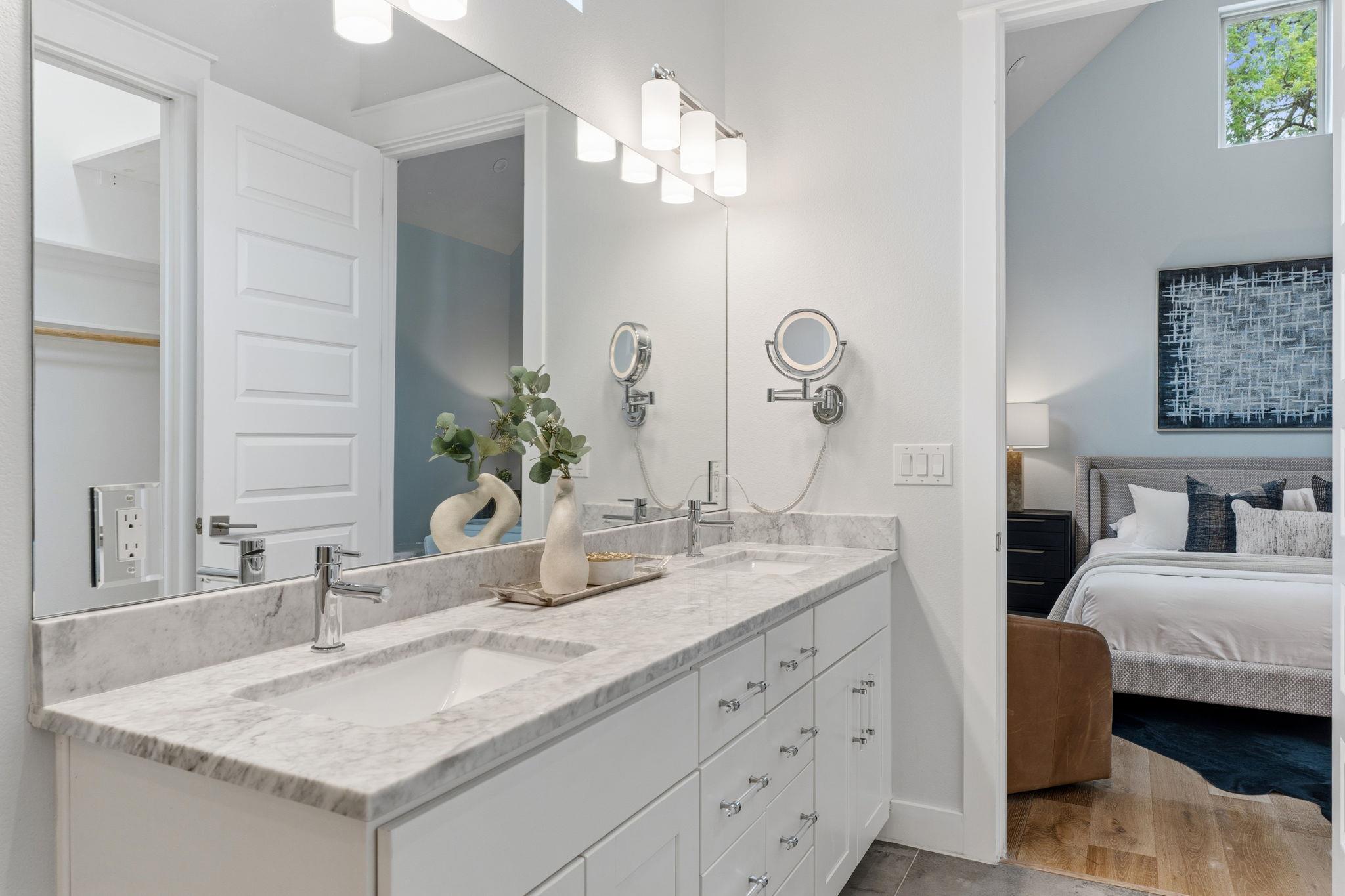 1409 Alegria Rd # B, Austin, TX 78757